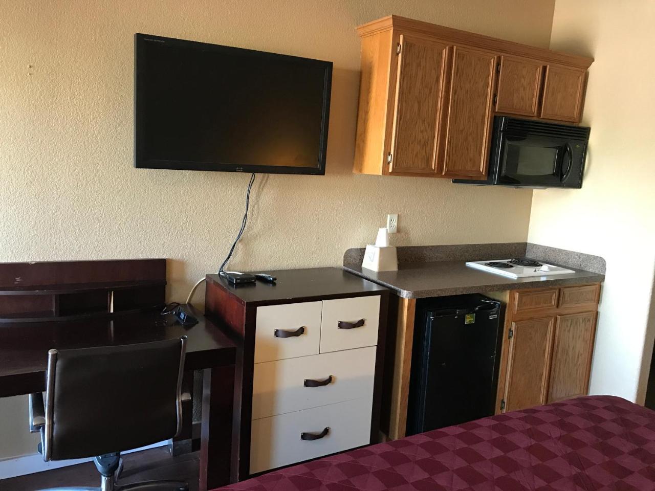 Lone Star Inn & Suites Killeen Bagian luar foto
